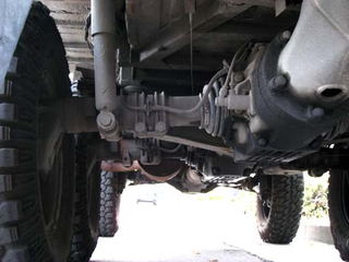 Illustration for article titled You Wish Your Hummer Could Do This: Pinzgauer!
